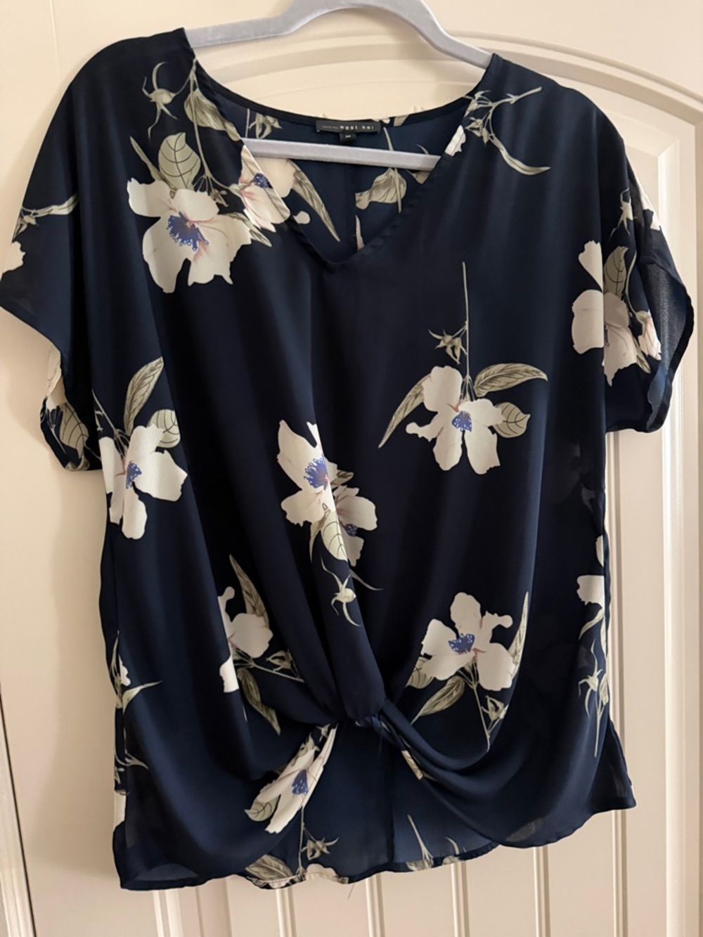 West Kei Navy Floral Twist-Hem Blouse